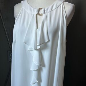Ladies Alex white top with ruffle front Gold hardware sleeveless Lined EUC XL